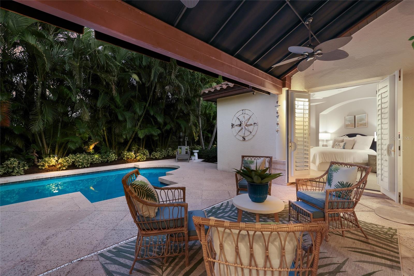 SAPPHIRE SHORES - Residential