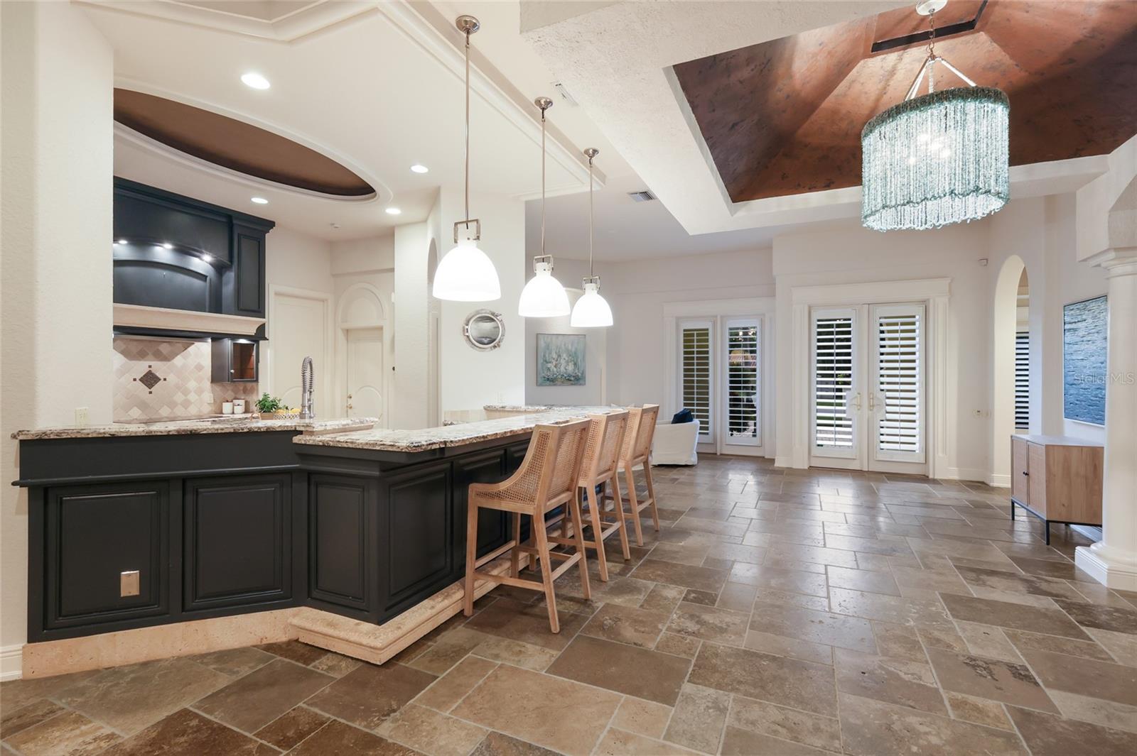 SAPPHIRE SHORES - Residential