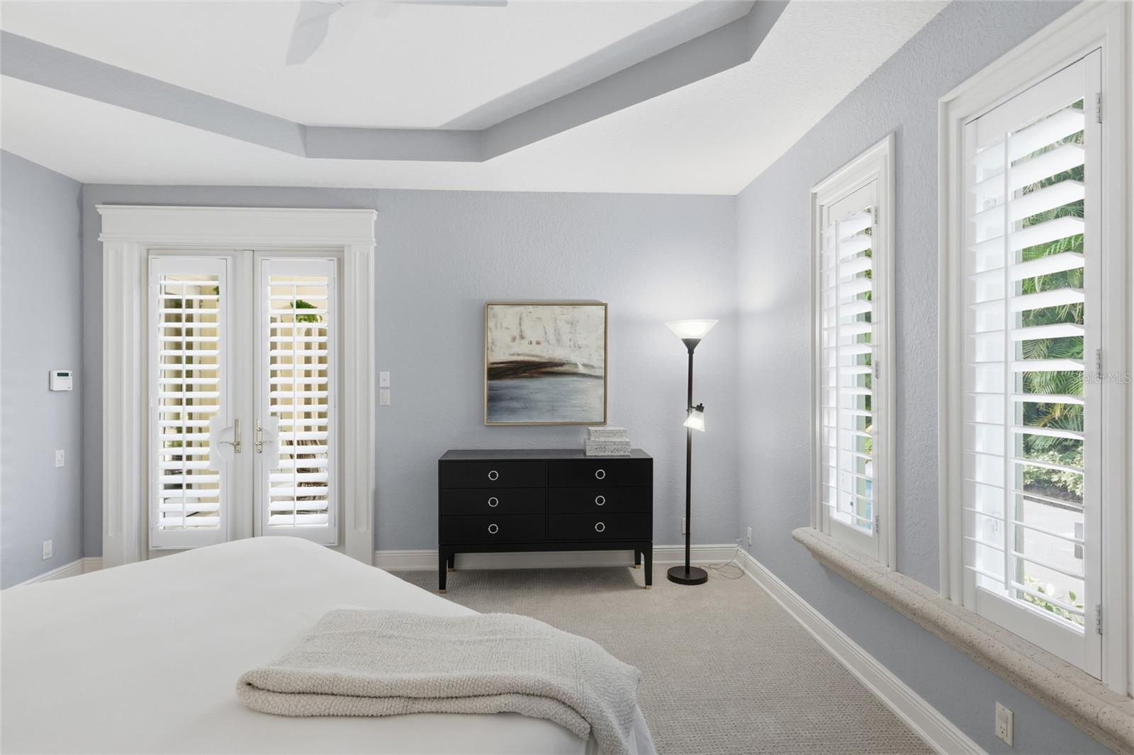 SAPPHIRE SHORES - Residential