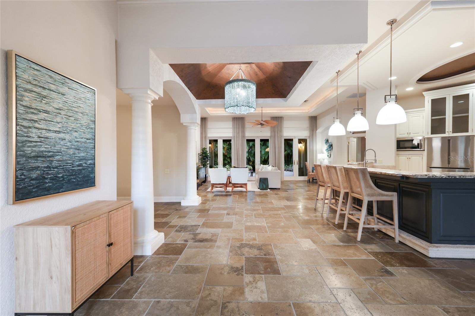 SAPPHIRE SHORES - Residential