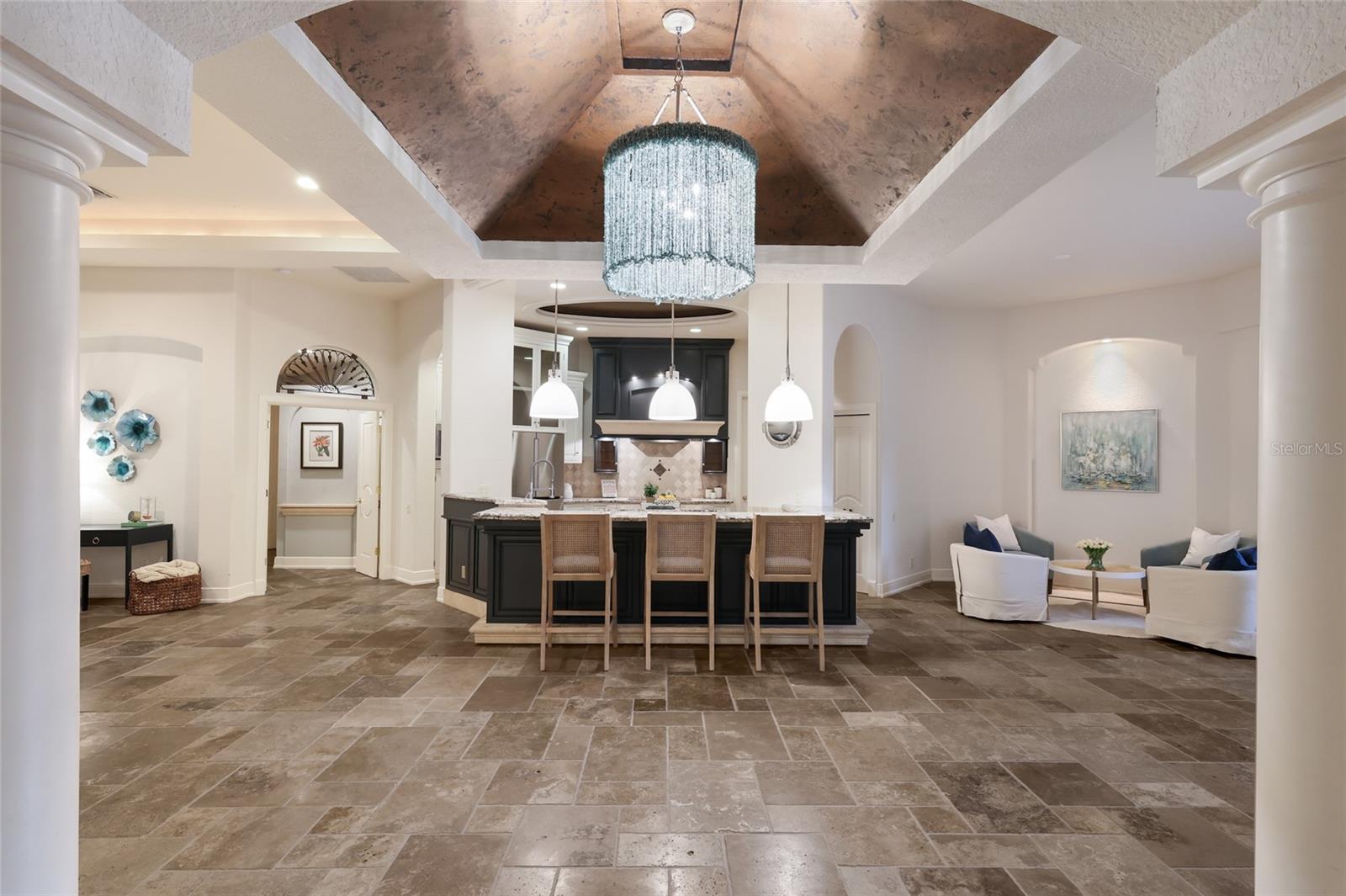 SAPPHIRE SHORES - Residential