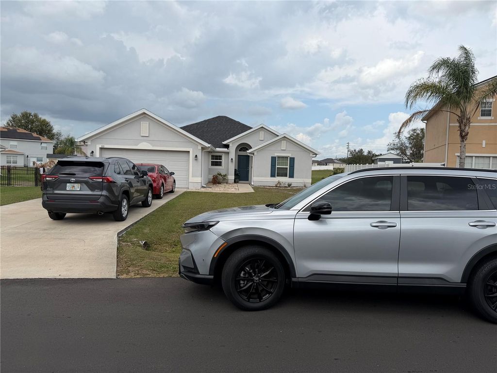 Photo of 333 Cimarron Court, Kissimmee, FL 34759 (MLS # O6391297)