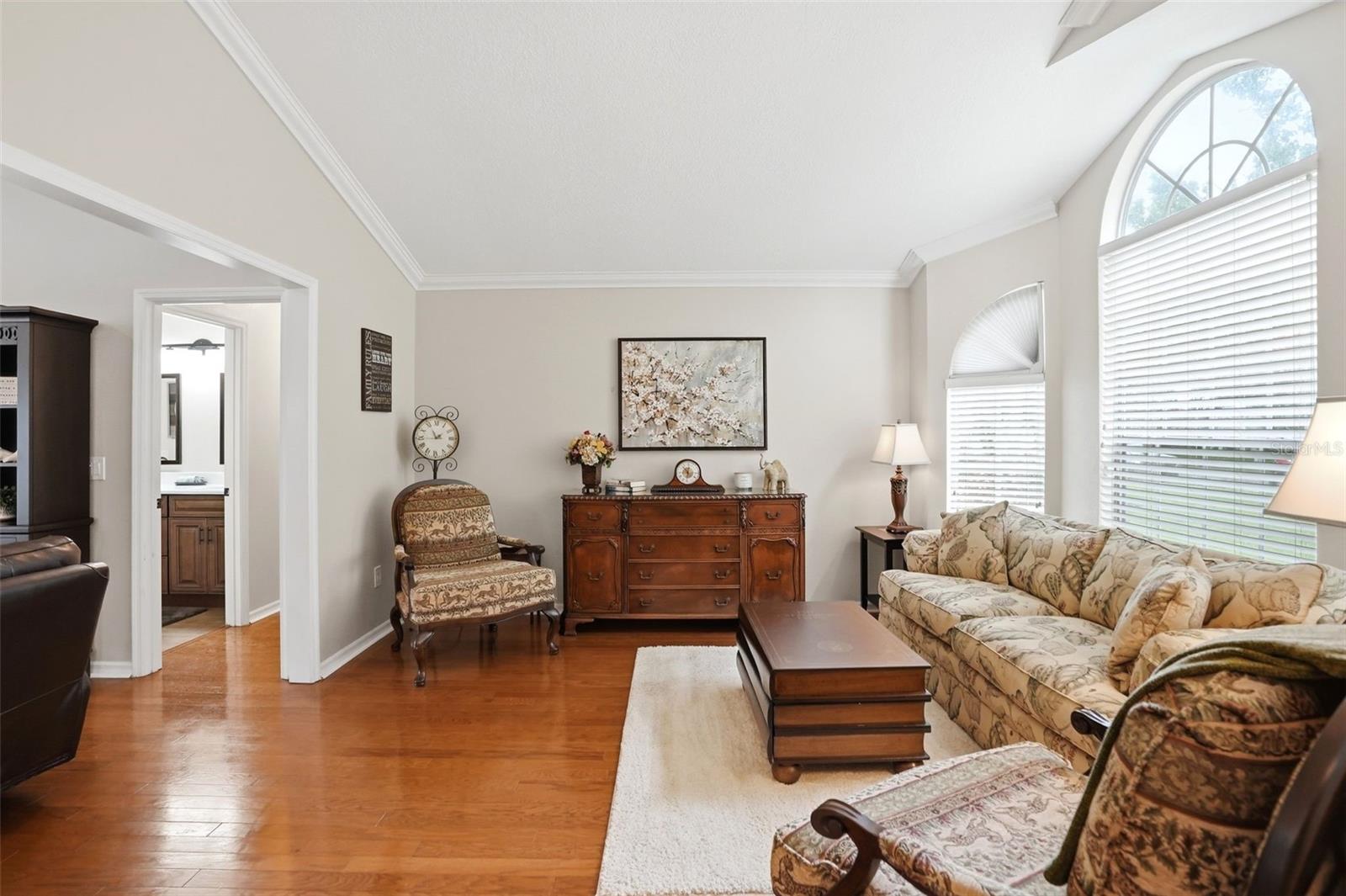 4967 COURTLAND LOOP