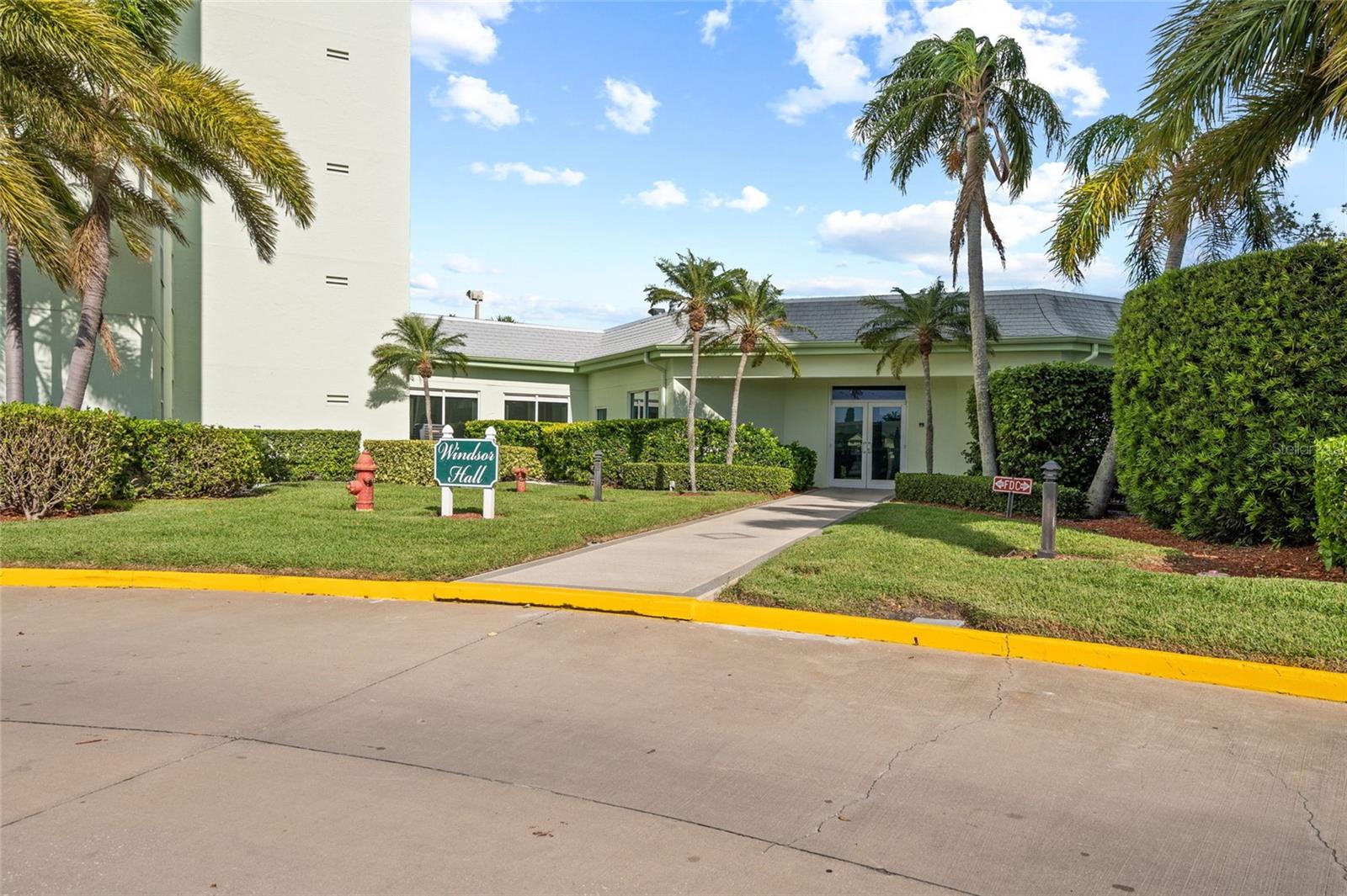 THREE PALMS POINTE CONDO - Residential