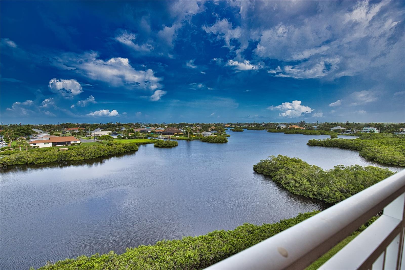 BLACKBURN HARBOR RESIDENCES - Residential Lease