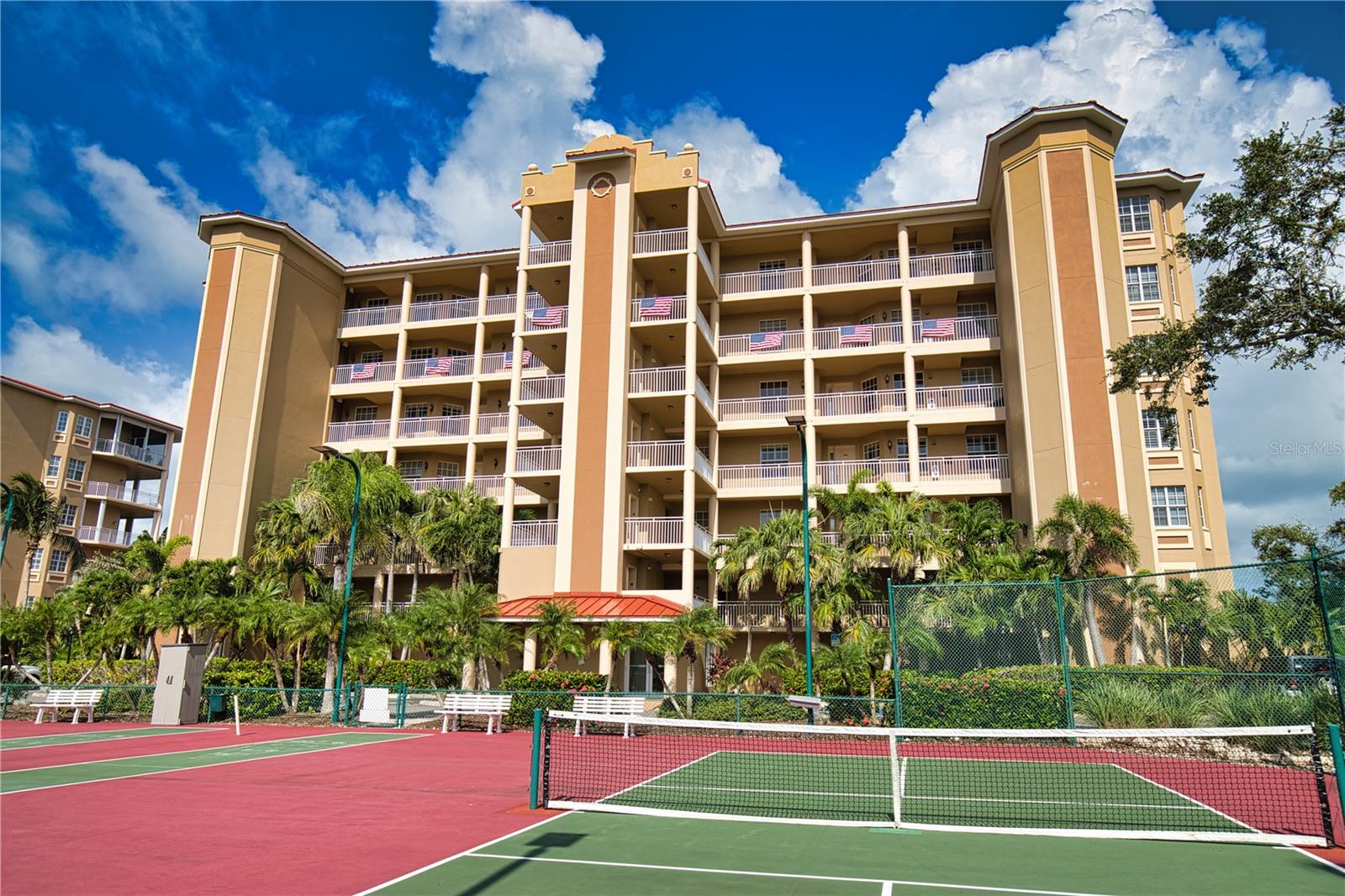 BLACKBURN HARBOR RESIDENCES - Residential Lease