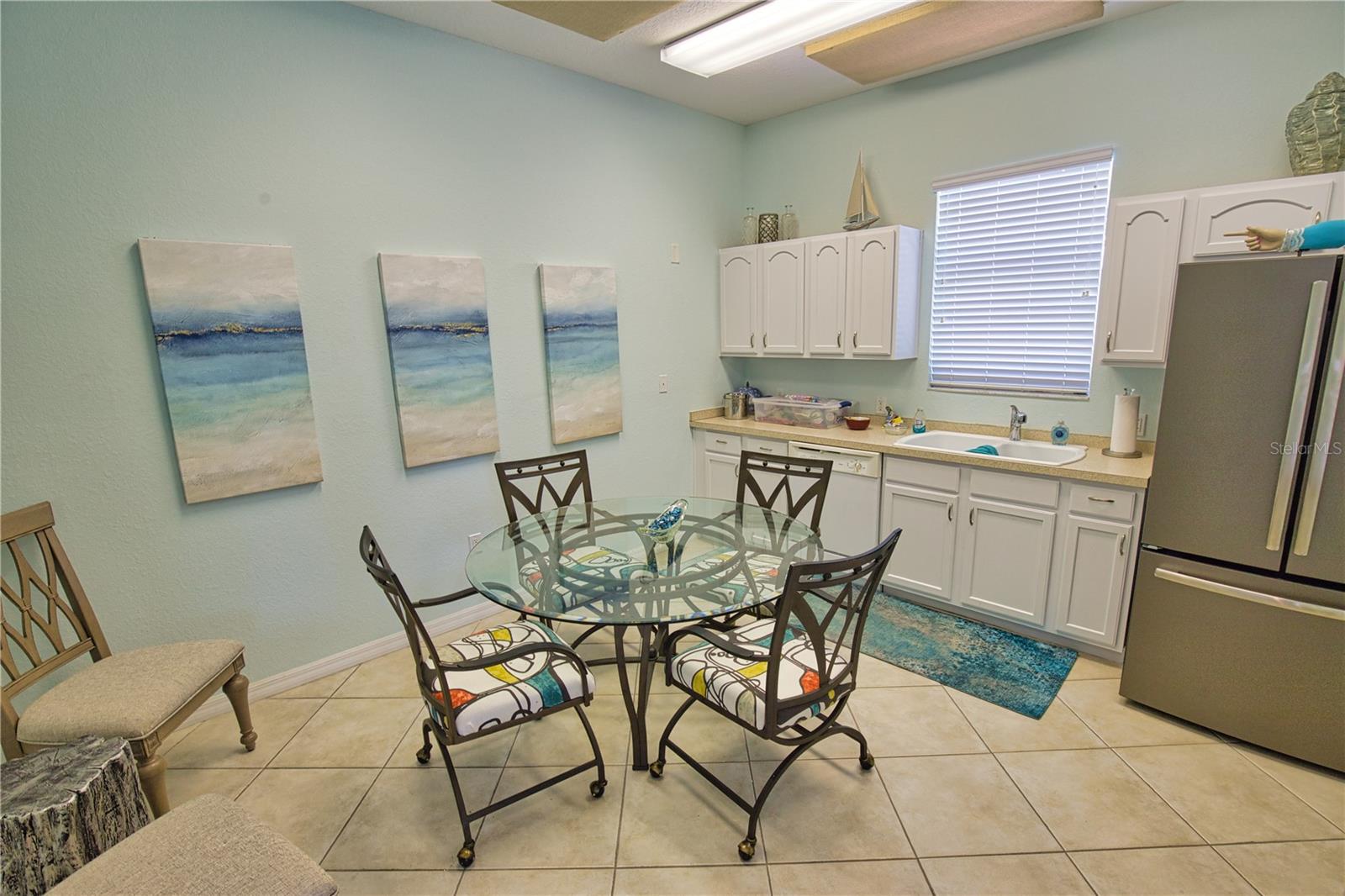 BLACKBURN HARBOR RESIDENCES - Residential Lease