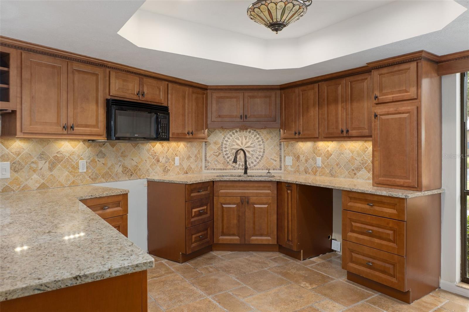 GLEN AIRE ESTATES UNREC SUB - Residential