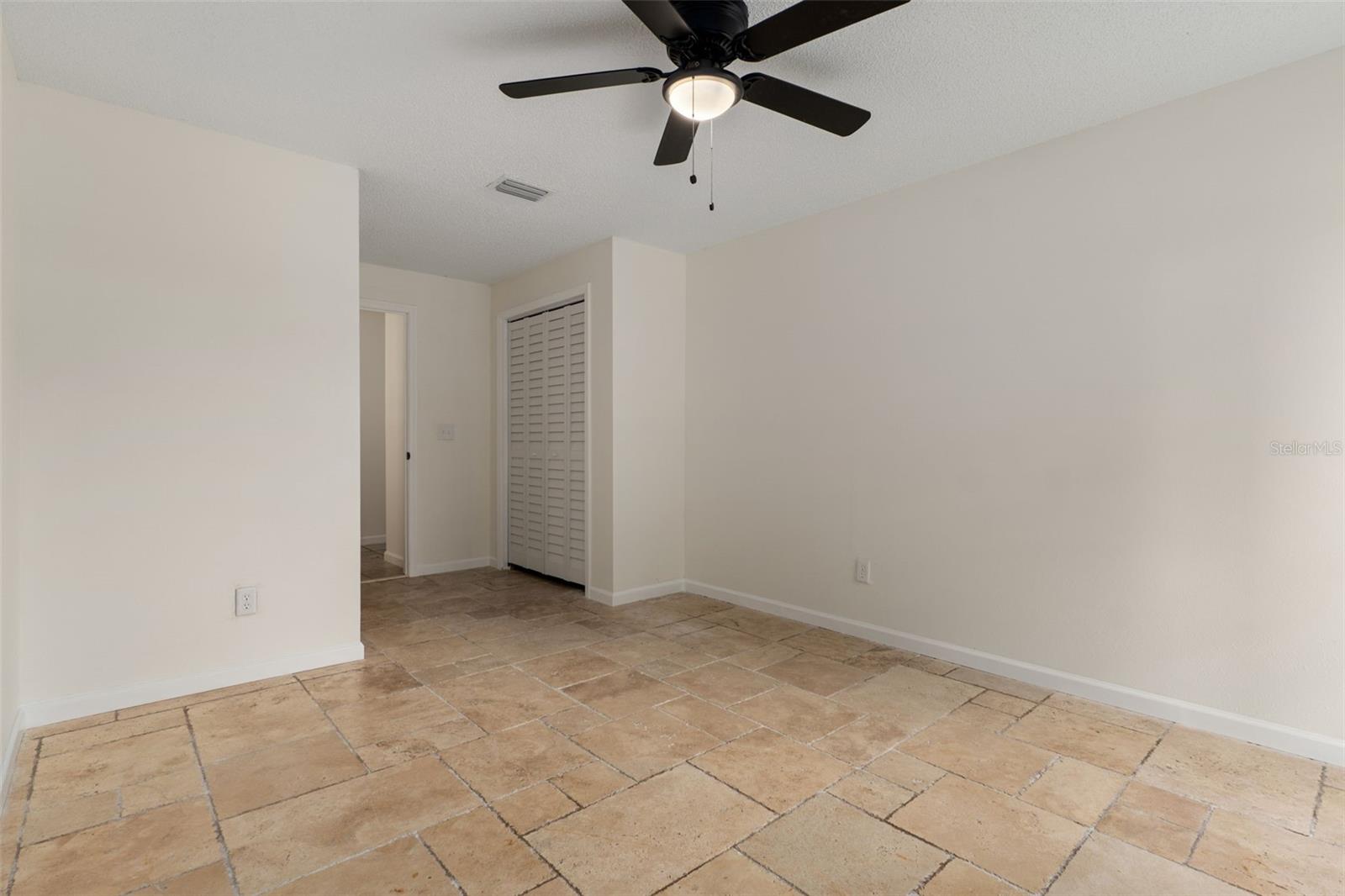 GLEN AIRE ESTATES UNREC SUB - Residential