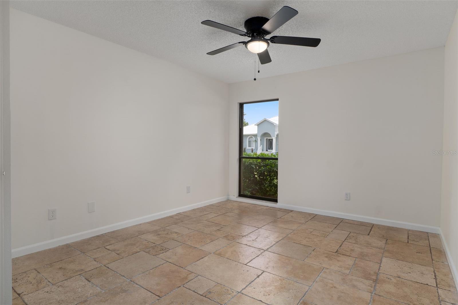 GLEN AIRE ESTATES UNREC SUB - Residential