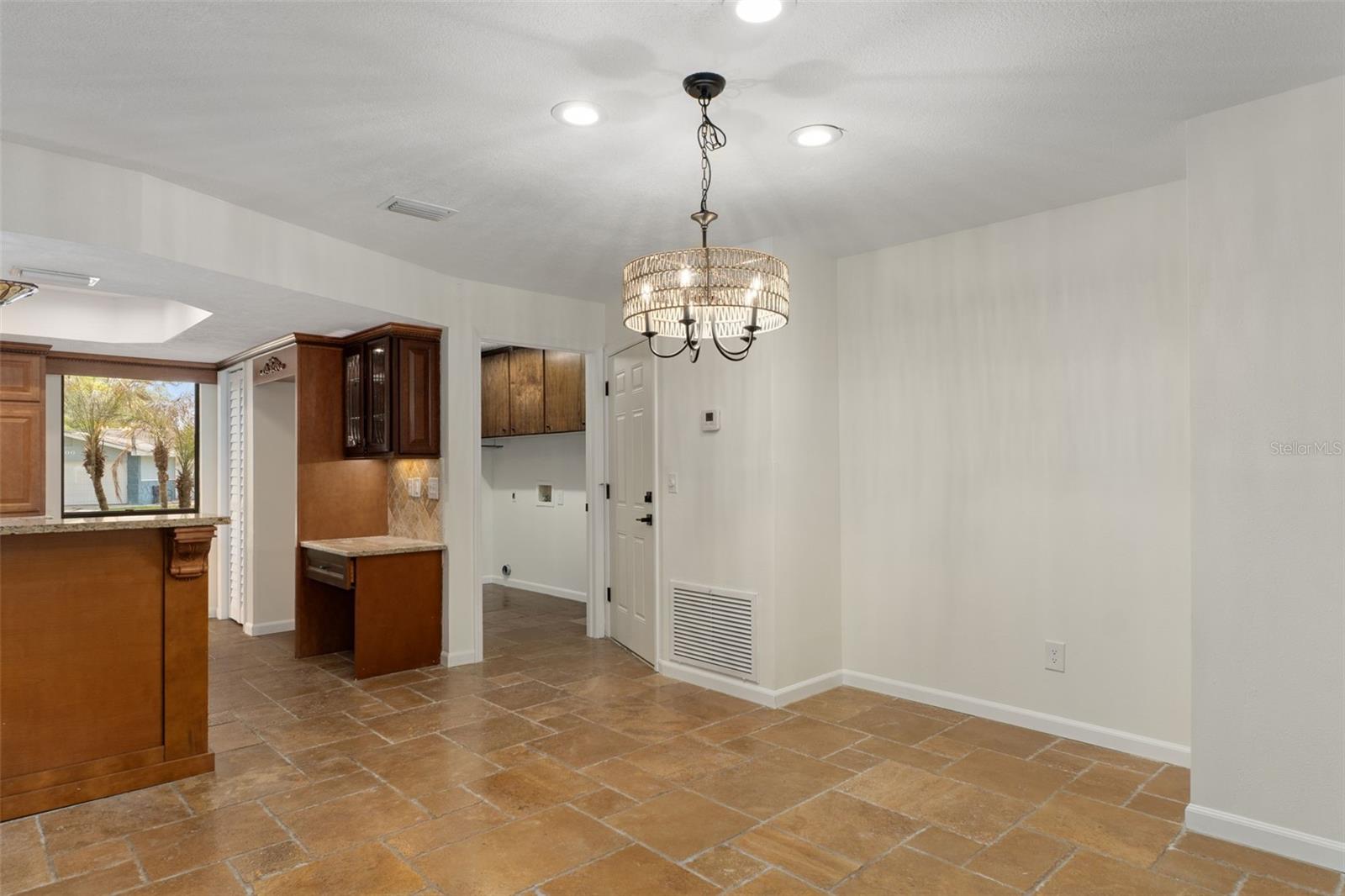 GLEN AIRE ESTATES UNREC SUB - Residential