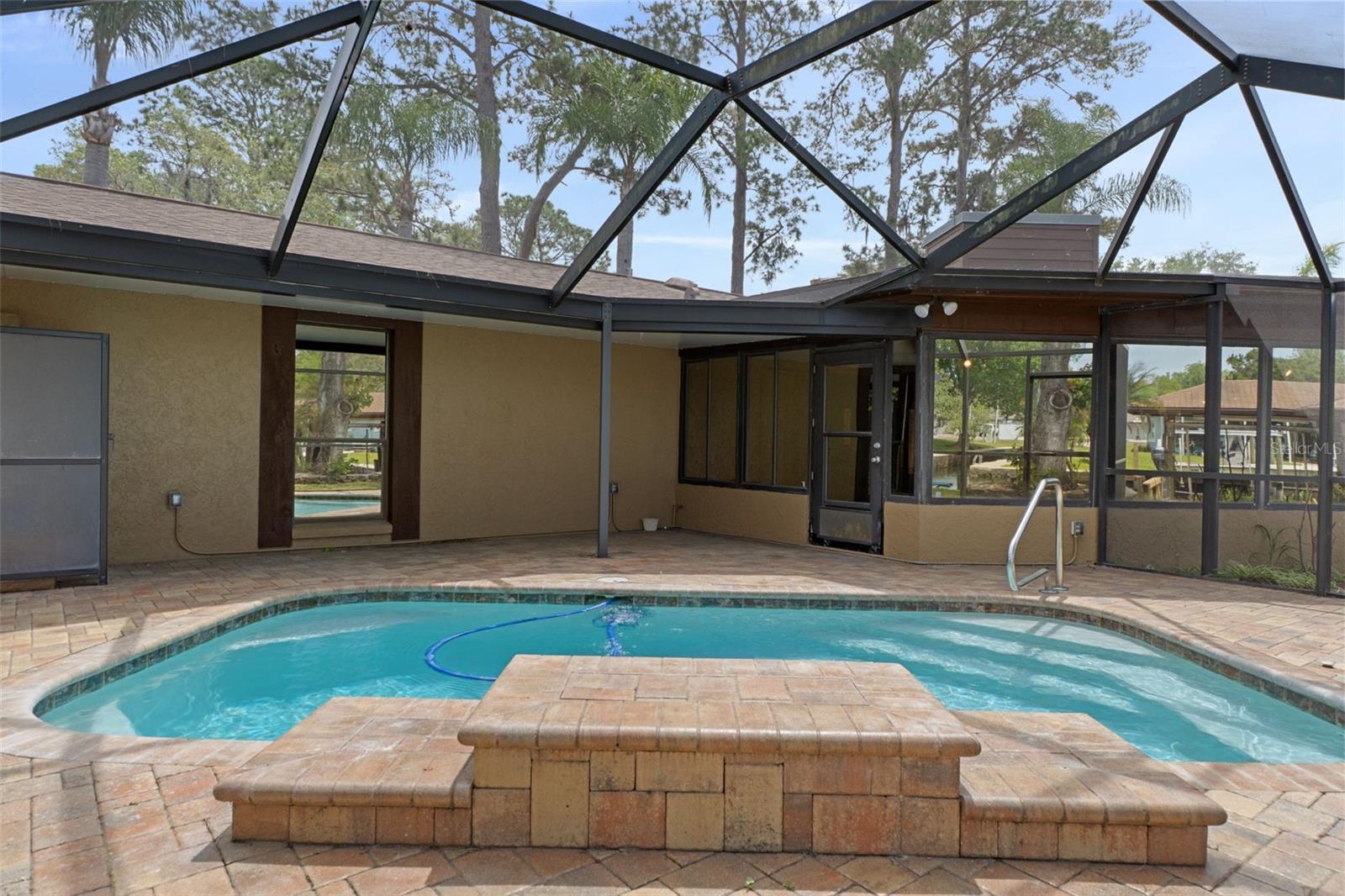 GLEN AIRE ESTATES UNREC SUB - Residential