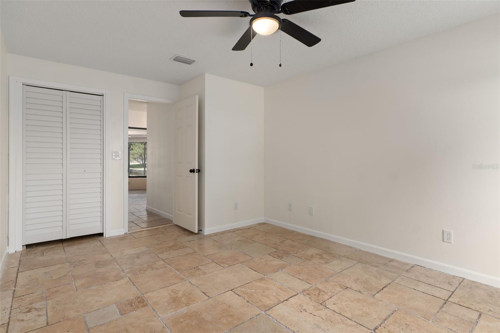 GLEN AIRE ESTATES UNREC SUB - Residential