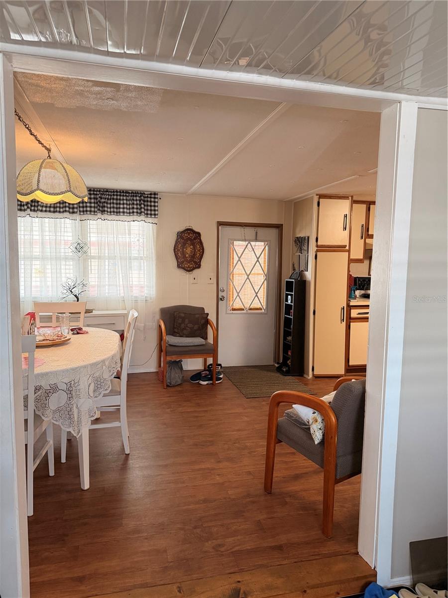 SLEEPY HOLLOW MOBILE ESTATES - Residential