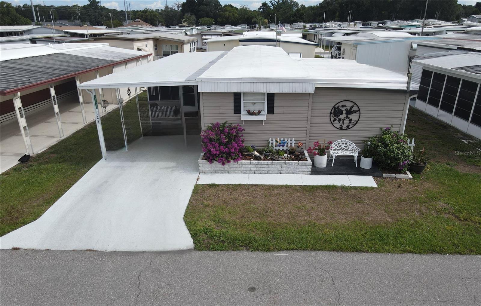 SLEEPY HOLLOW MOBILE ESTATES - Residential