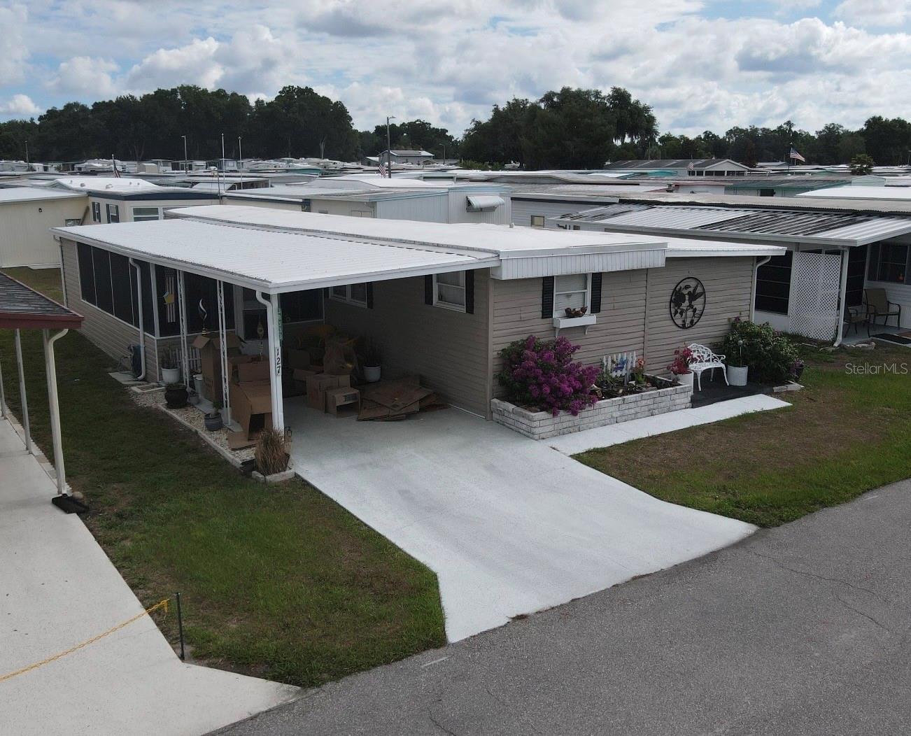 SLEEPY HOLLOW MOBILE ESTATES - Residential