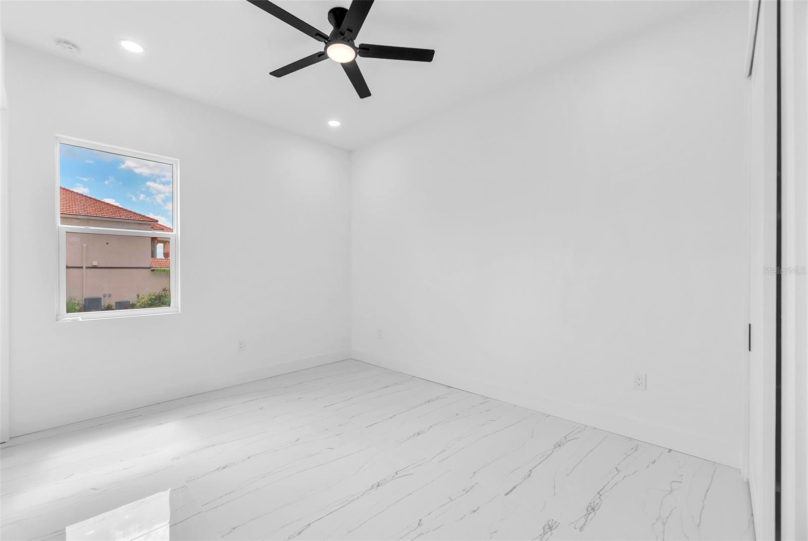 FLINT LAKE ESTATES SUB - Residential