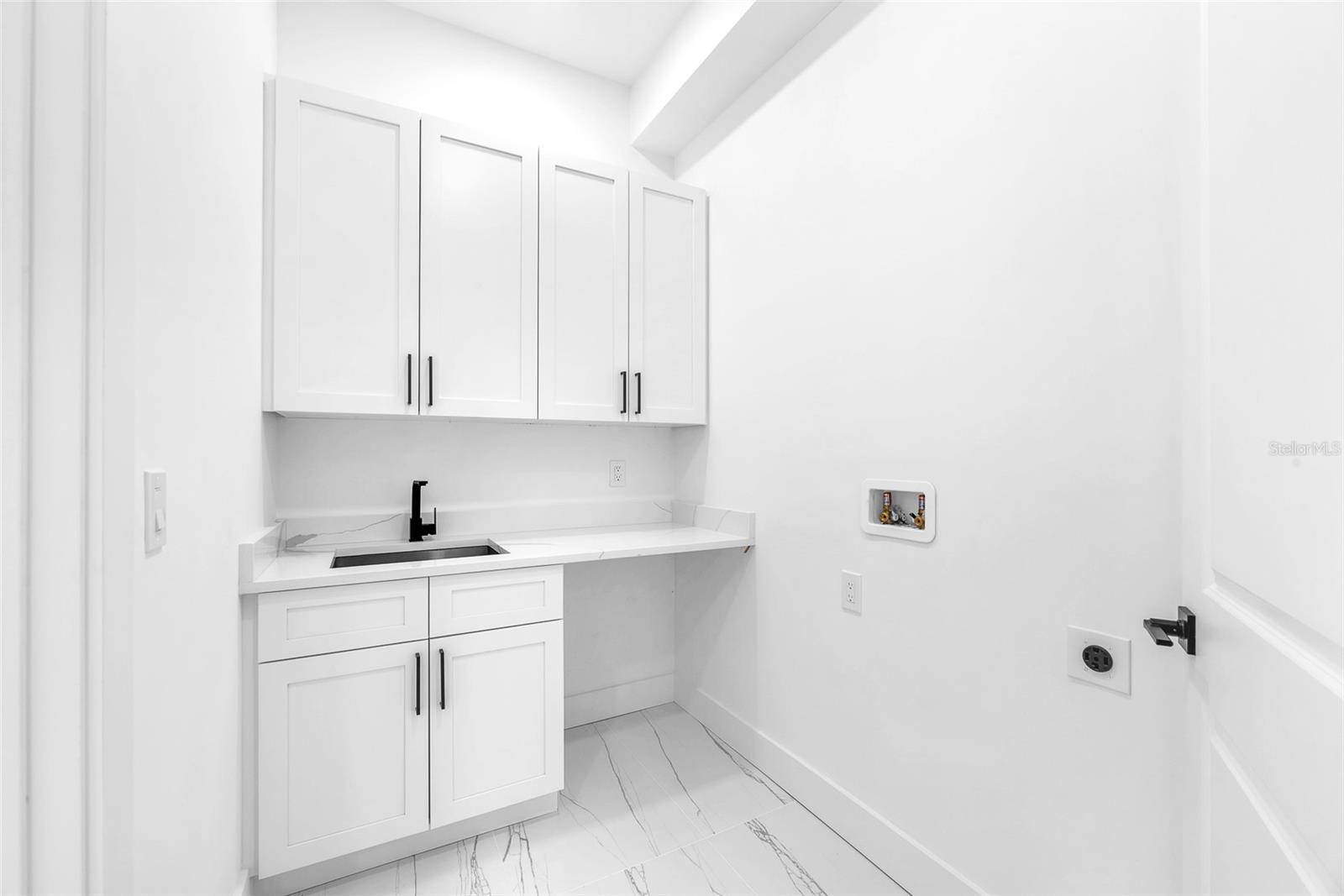 FLINT LAKE ESTATES SUB - Residential