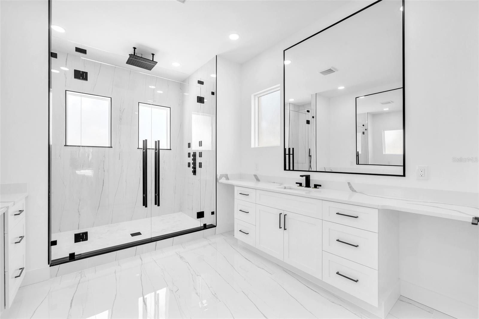 FLINT LAKE ESTATES SUB - Residential