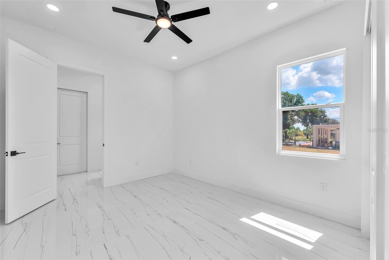 FLINT LAKE ESTATES SUB - Residential