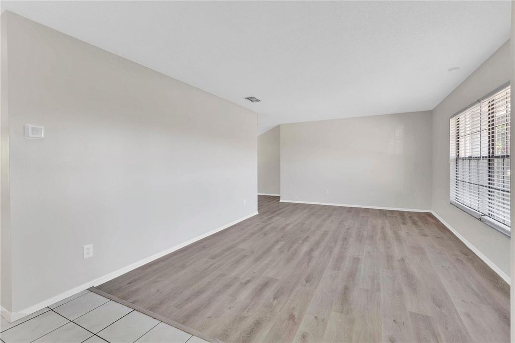 Photo of 2733 Mint Drive, Orlando, FL 32837 (MLS # O6394124)