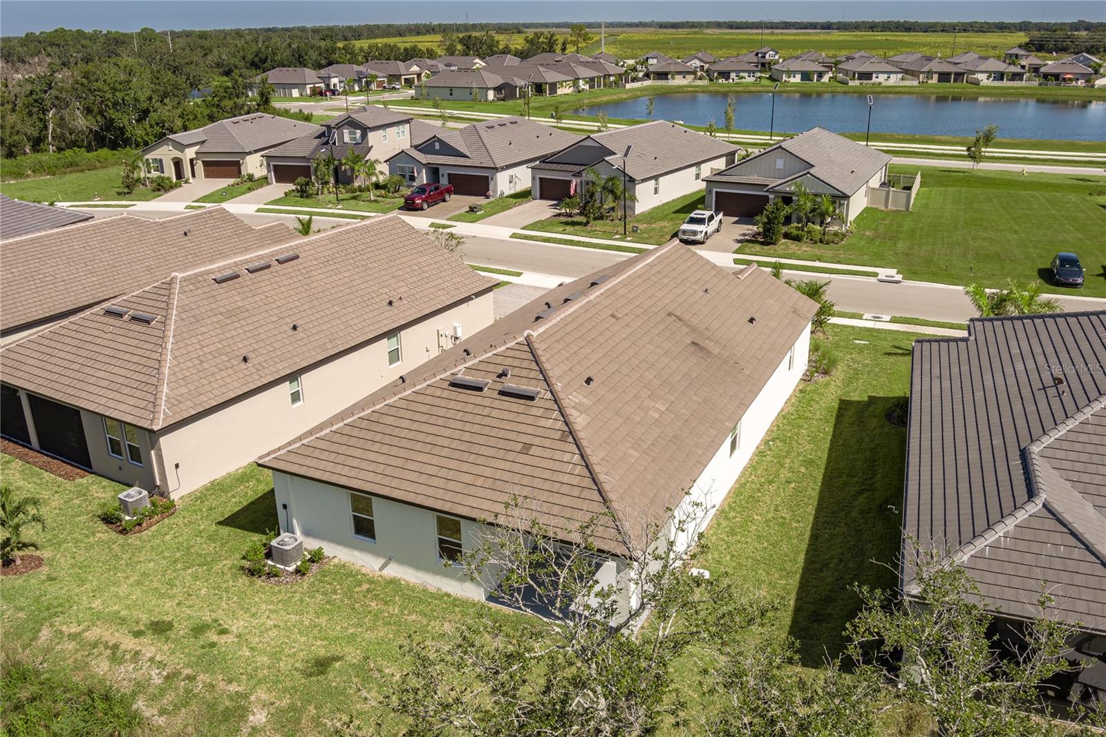 PROSPERITY LAKES - ACTIVE ADULT - Residential Lease