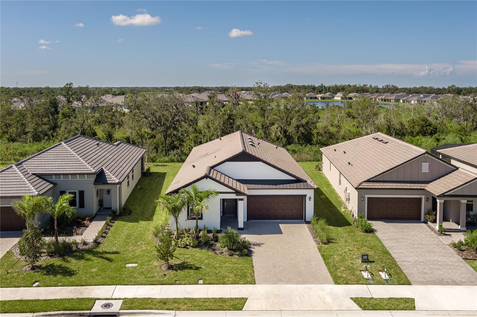 PROSPERITY LAKES - ACTIVE ADULT - Residential Lease