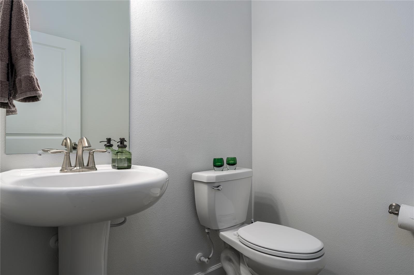 PROSPERITY LAKES - ACTIVE ADULT - Residential Lease