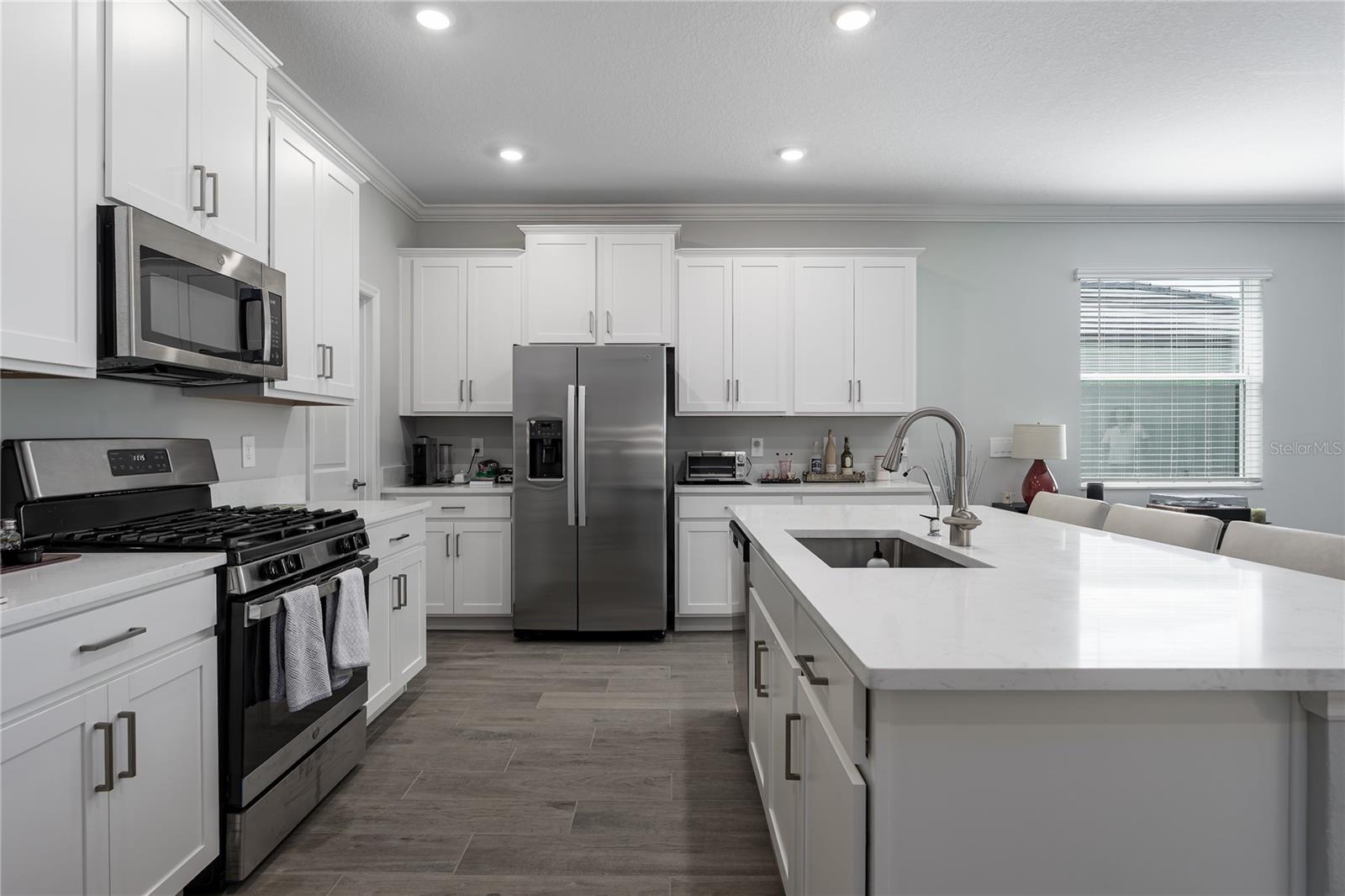 PROSPERITY LAKES - ACTIVE ADULT - Residential Lease