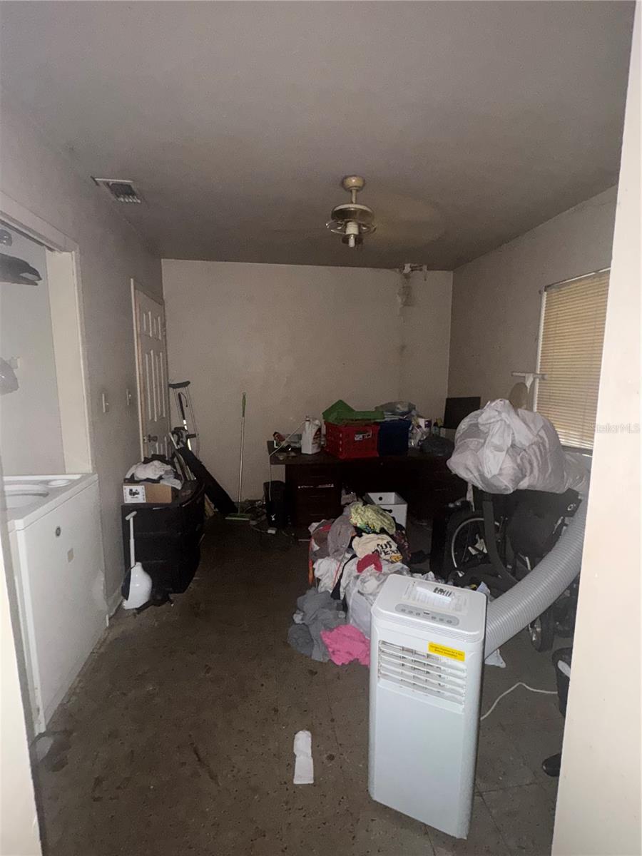 UNPLATTED - Residential