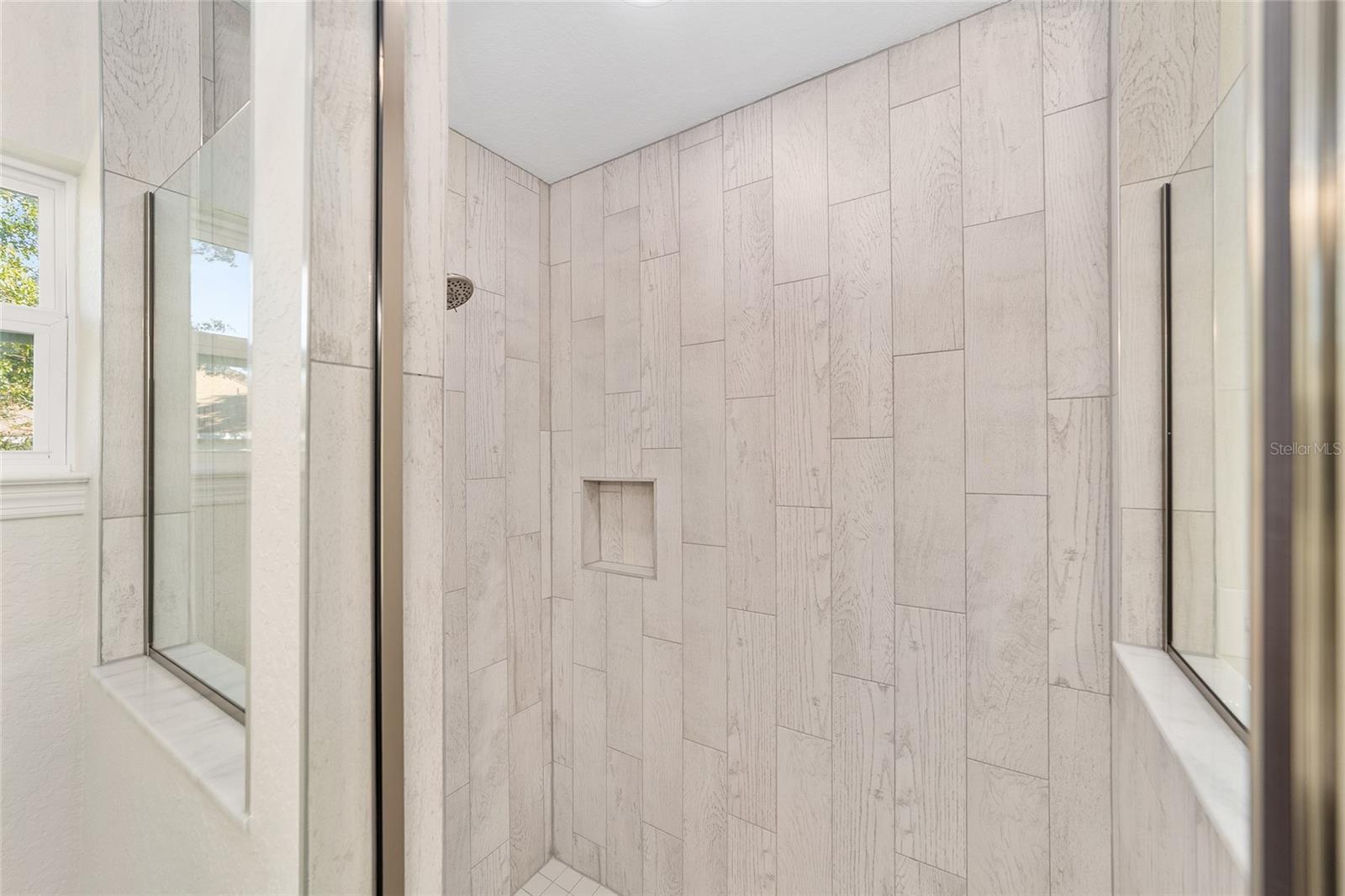 SILVER SPGS SHORES UN 26 - Residential