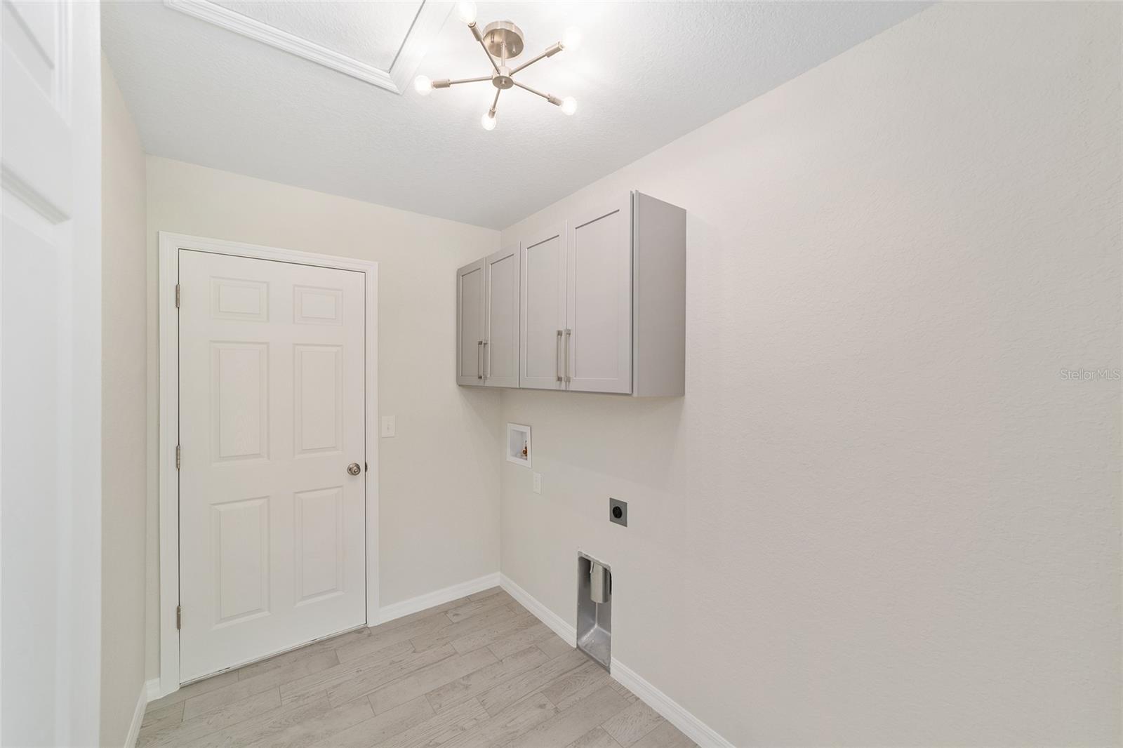 SILVER SPGS SHORES UN 26 - Residential