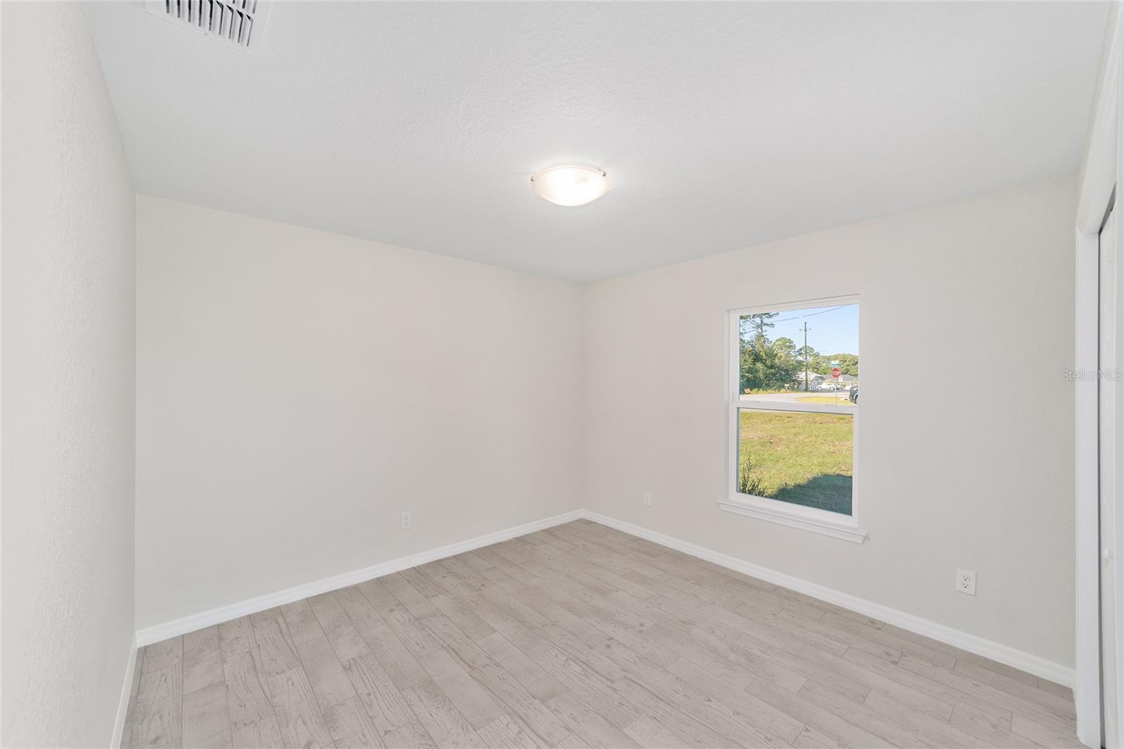 SILVER SPGS SHORES UN 26 - Residential