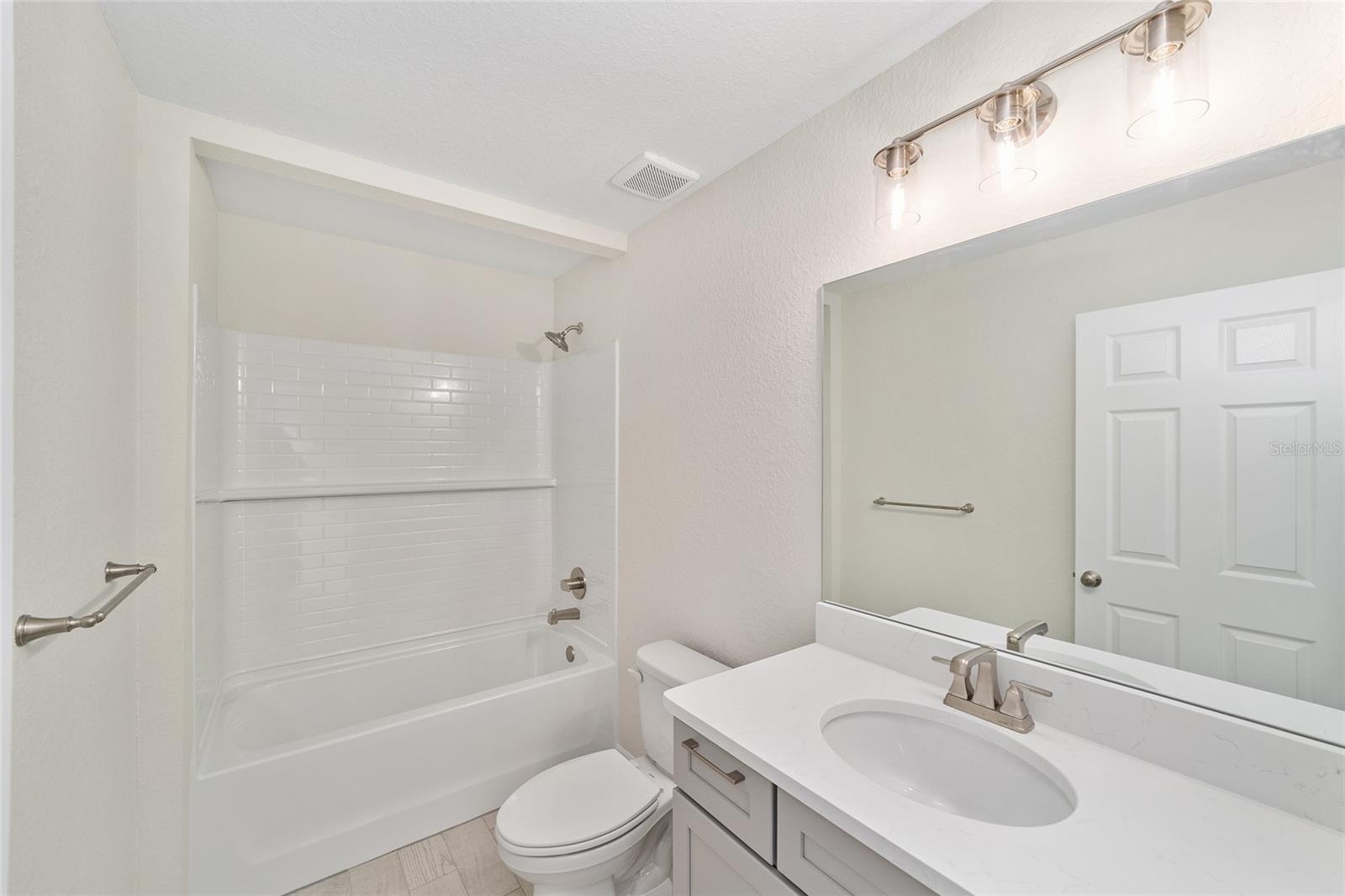 SILVER SPGS SHORES UN 26 - Residential