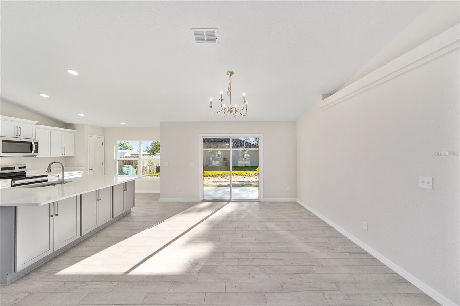 SILVER SPGS SHORES UN 26 - Residential