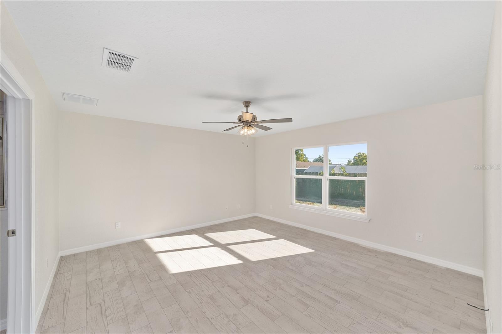 SILVER SPGS SHORES UN 26 - Residential