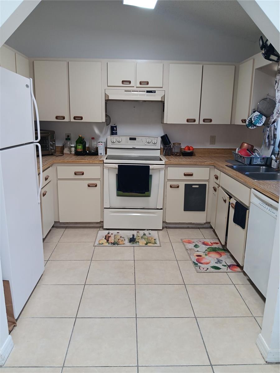 SILVER SPGS SHORES UN 09 - Residential