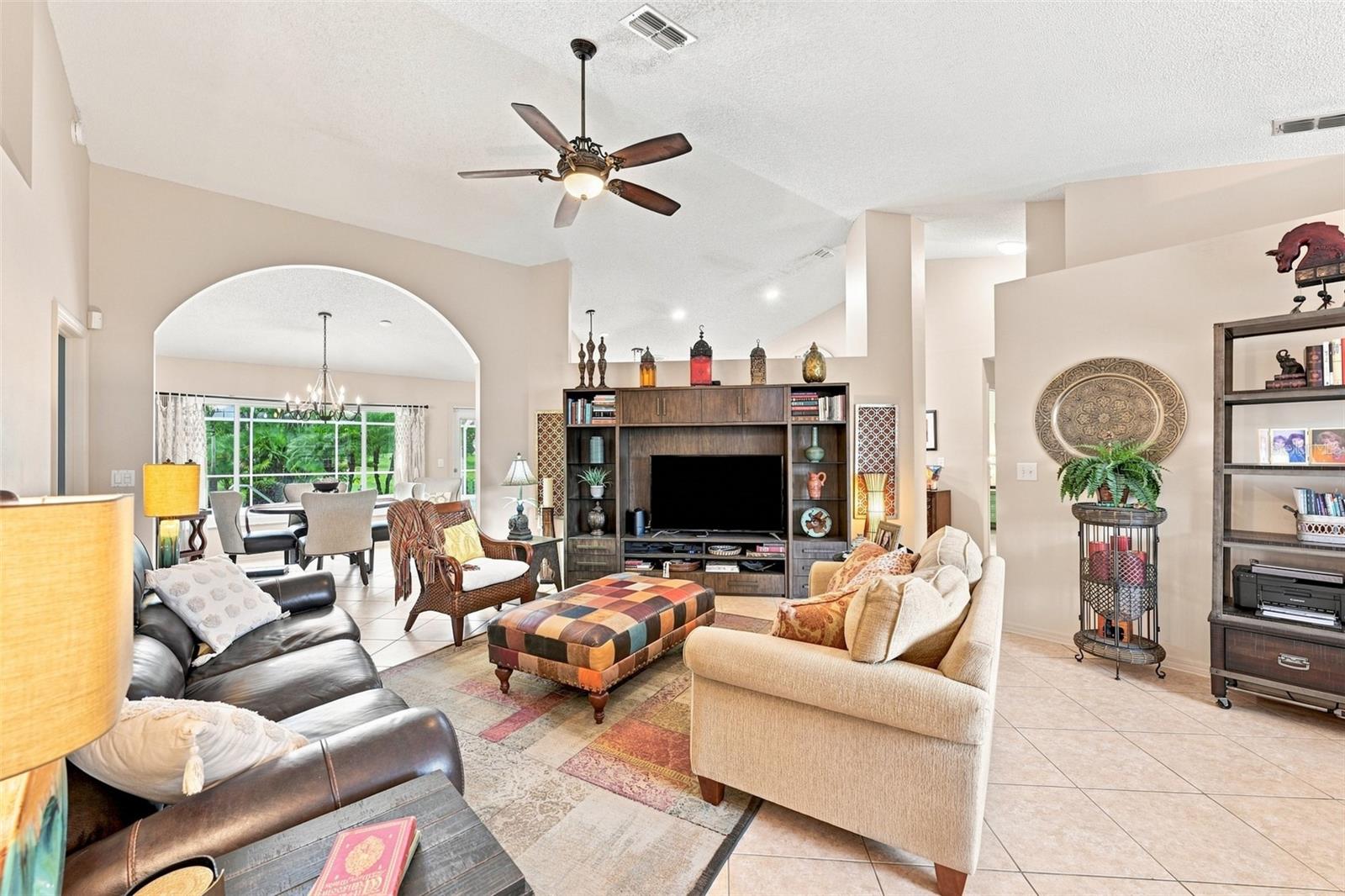 308 CALOOSA PALMS COURT