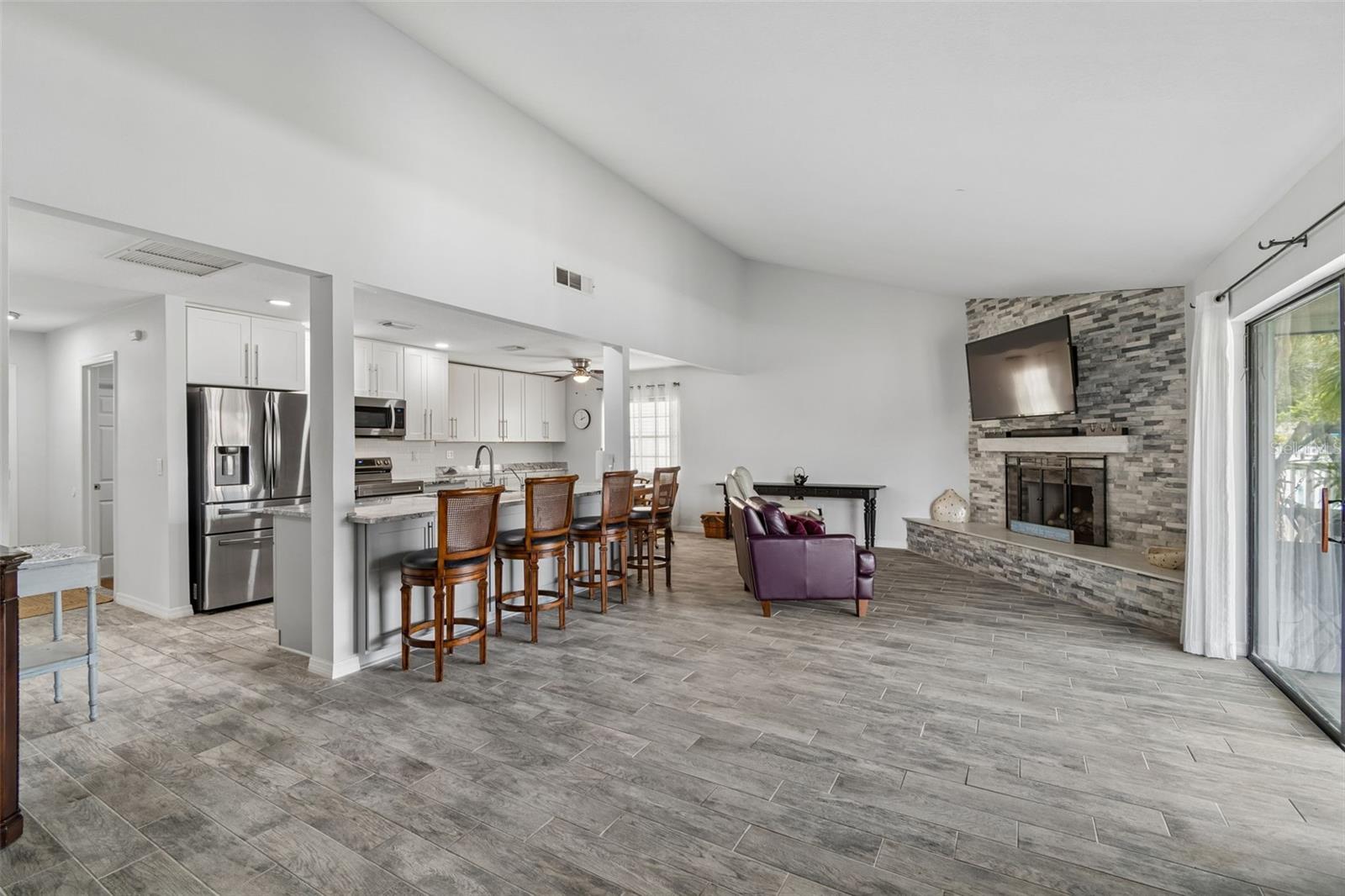 GULF HARBORS WOODLANDS - Residential