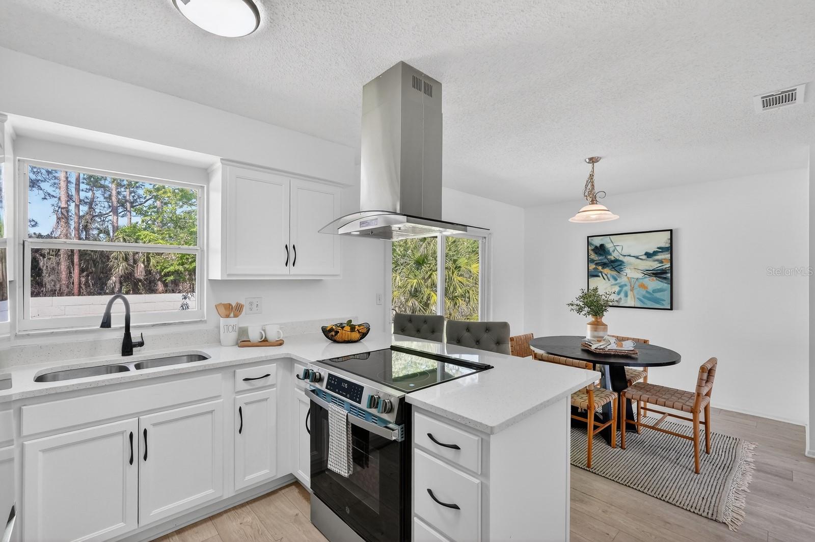 WILLOW RUN UNIT 01 - Residential