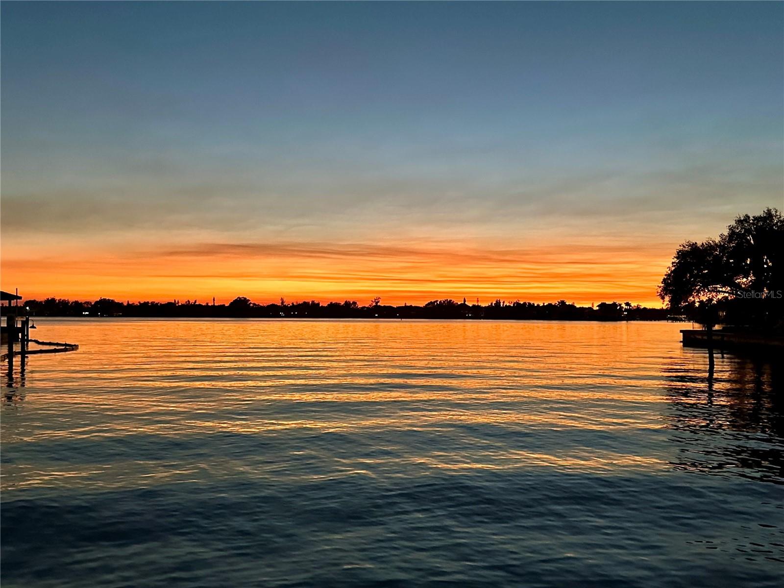 SOUTHPOINTE SHORES - Residential