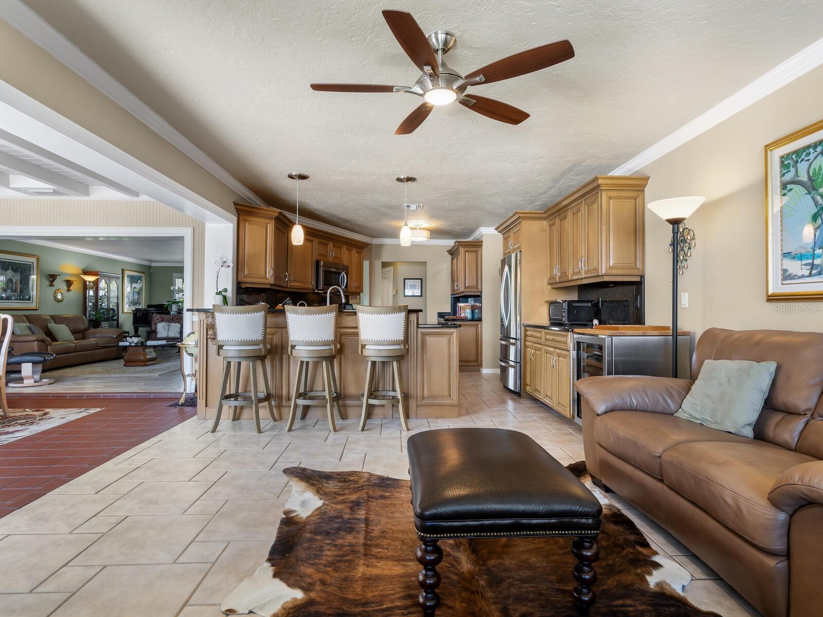 SOUTHPOINTE SHORES - Residential