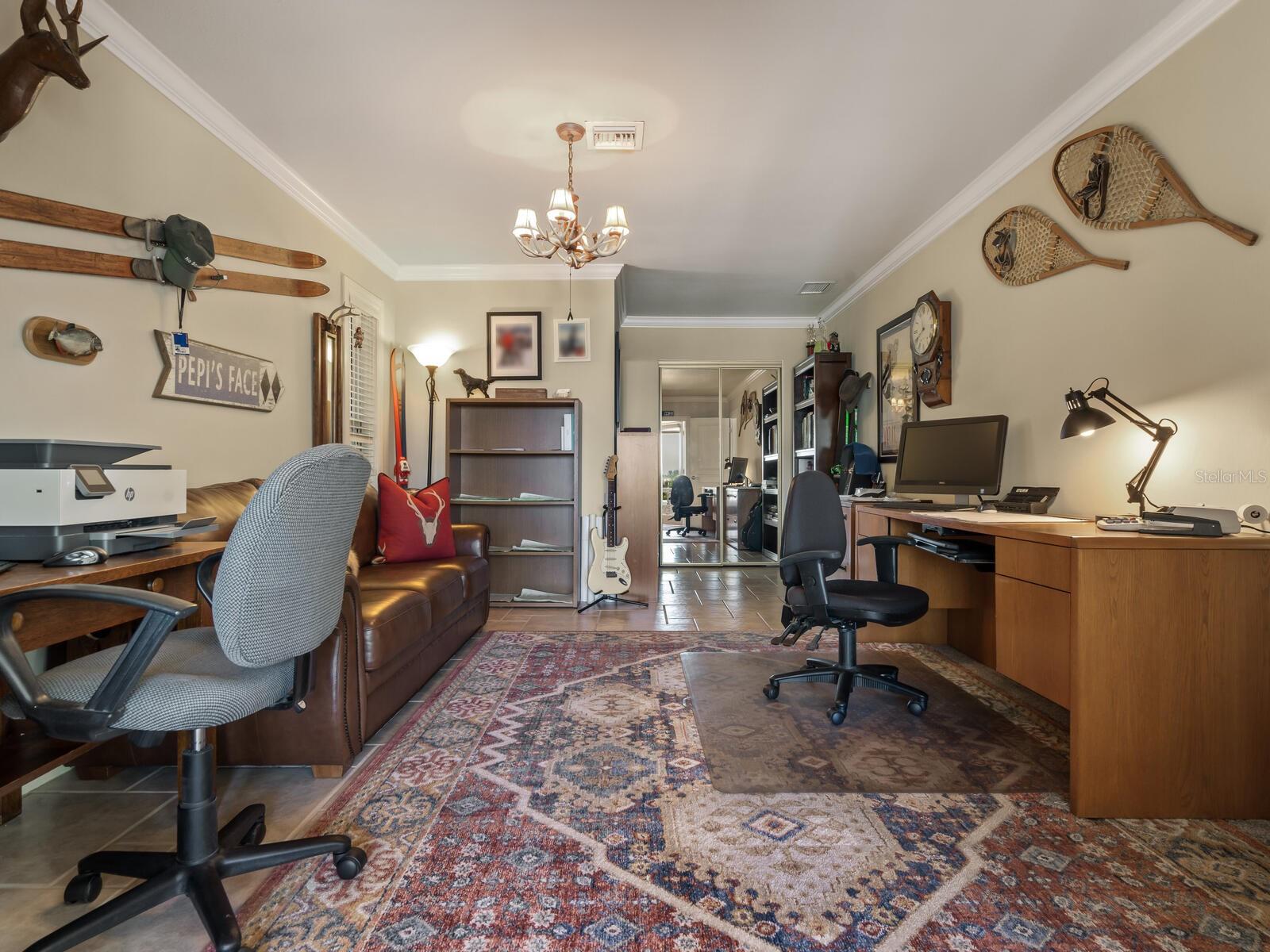 SOUTHPOINTE SHORES - Residential