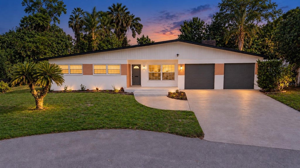 Photo of 5627 Oakland Drive, Tampa, FL 33617 (MLS # TB8540498)