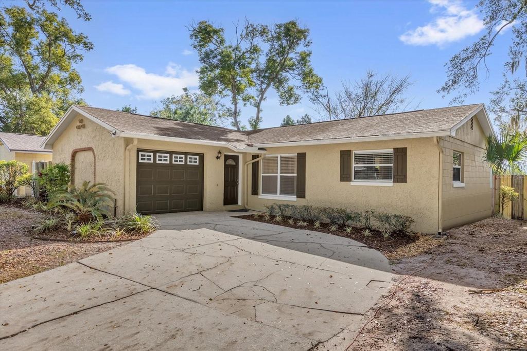 Photo of 3202 Calumet Drive, Orlando, FL 32810 (MLS # O6366026)