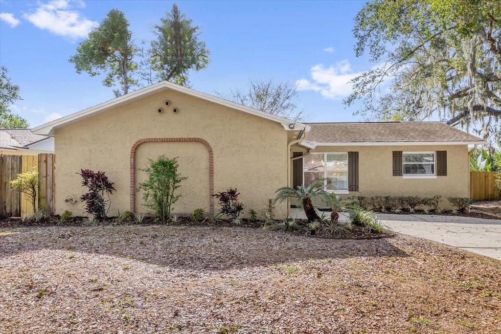 Photo of 3202 Calumet Drive, Orlando, FL 32810 (MLS # O6366026)