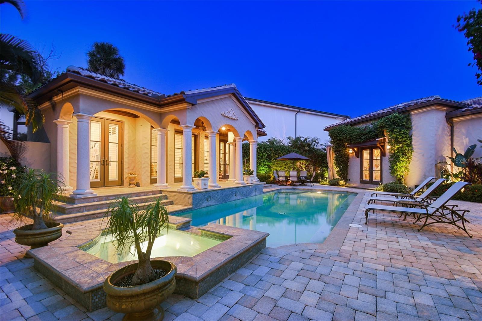 BEACH PARK - Residential