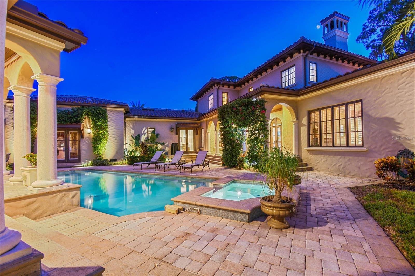 BEACH PARK - Residential