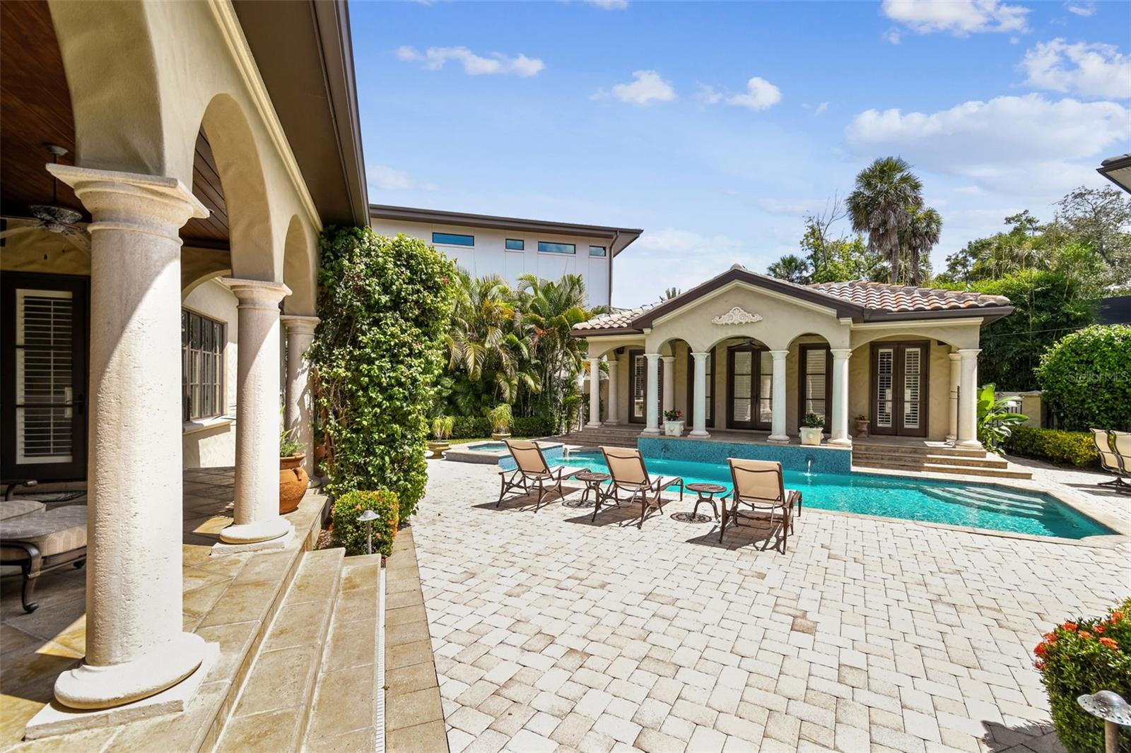 BEACH PARK - Residential