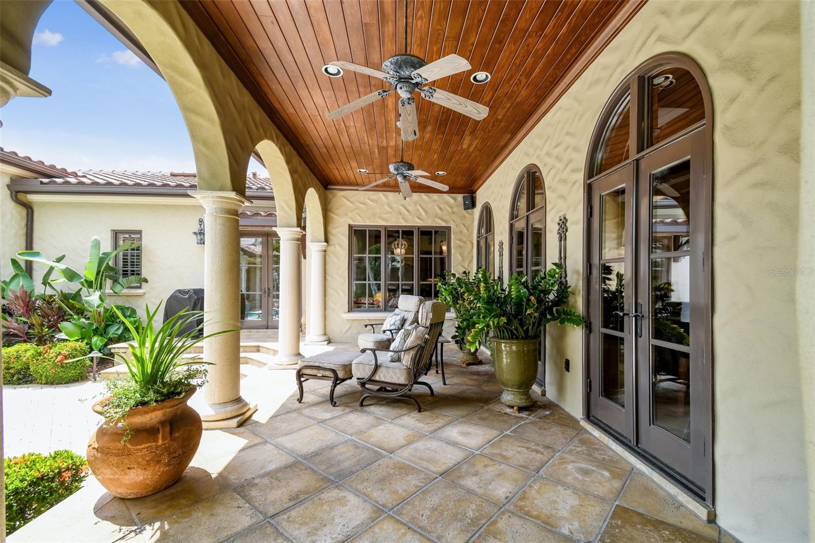 BEACH PARK - Residential